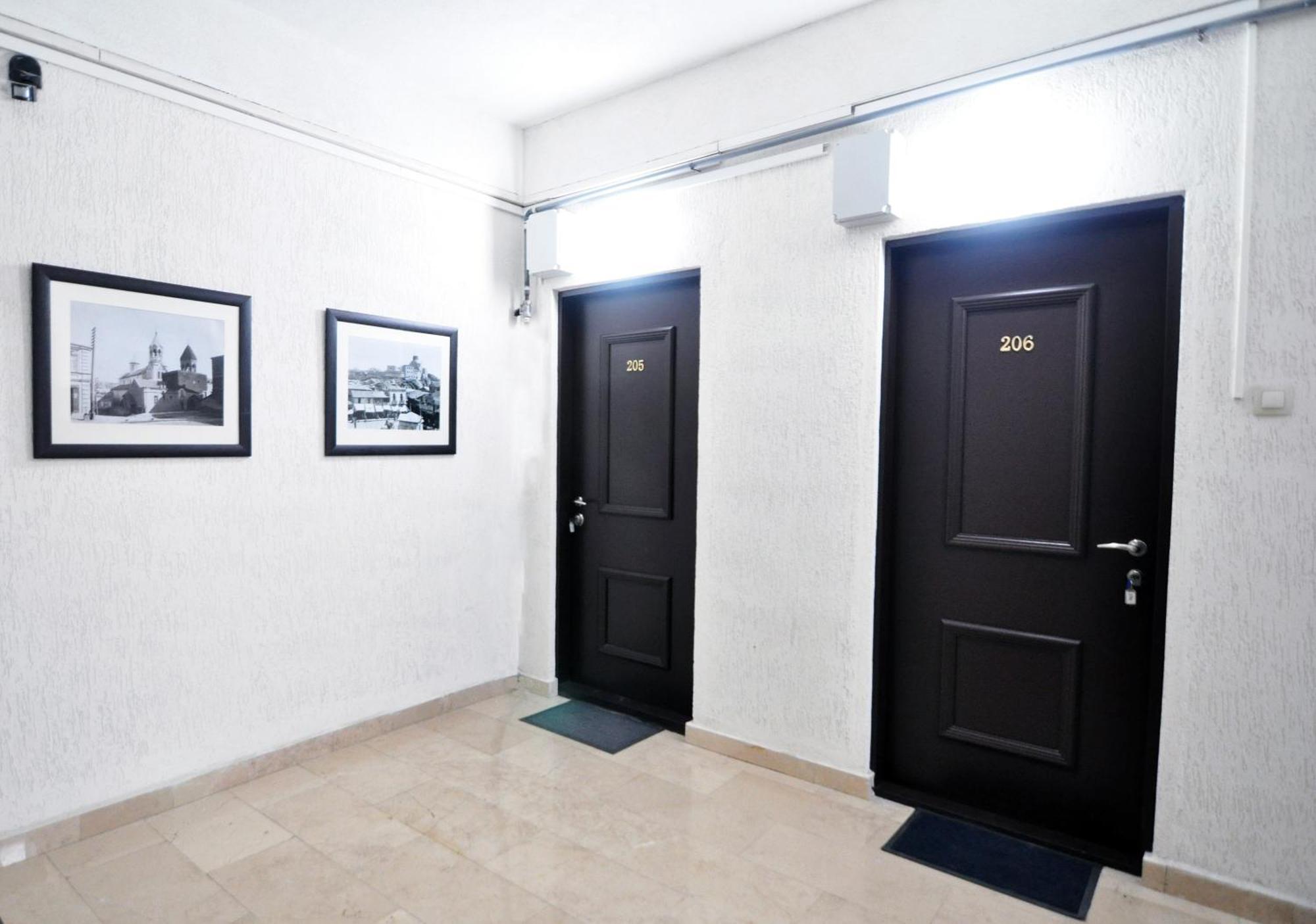 Apartment In The City Of Tbilisi Eksteriør billede